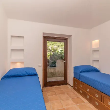 Holiday home Morellino By Interhome